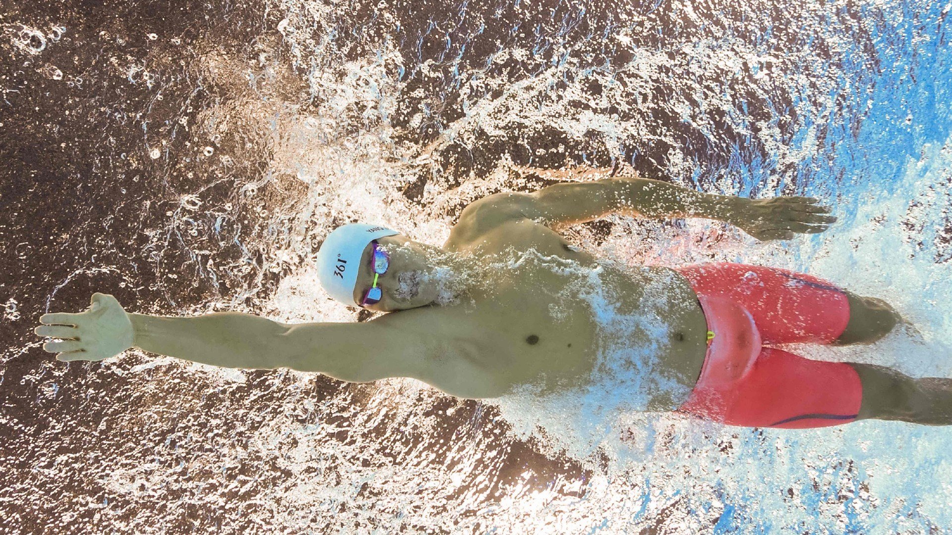 山西队制霸掘金，布伦森在英超争冠接管比赛，当跨界叙事成为现实